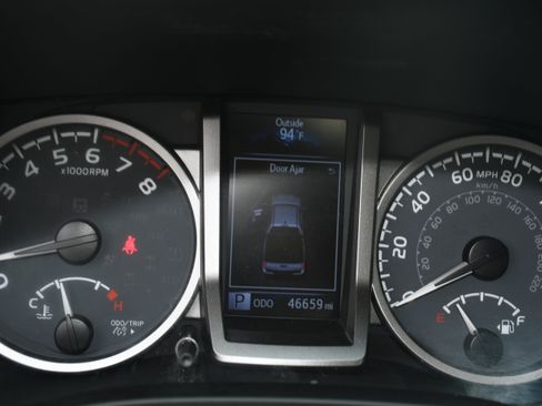 Certified 2023 Toyota Tacoma 4x4 Double Cab w/ Trail Edition image 13