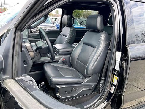 Used 2024 Ford F150 Lariat w/ Equipment Group 502A High image 9