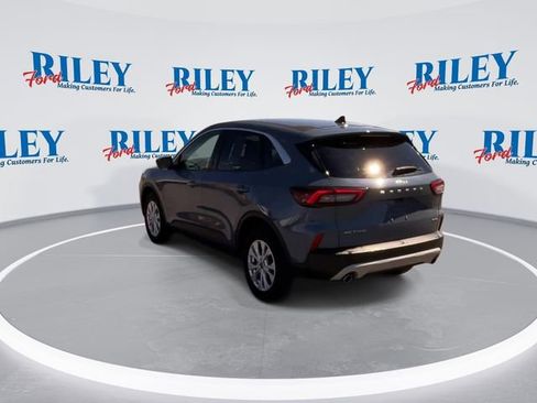 Certified 2023 Ford Escape Active AWD/4WD image 7