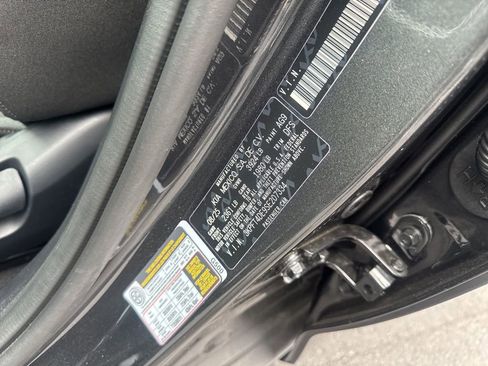 New 2025 Kia K4 LXS image 19