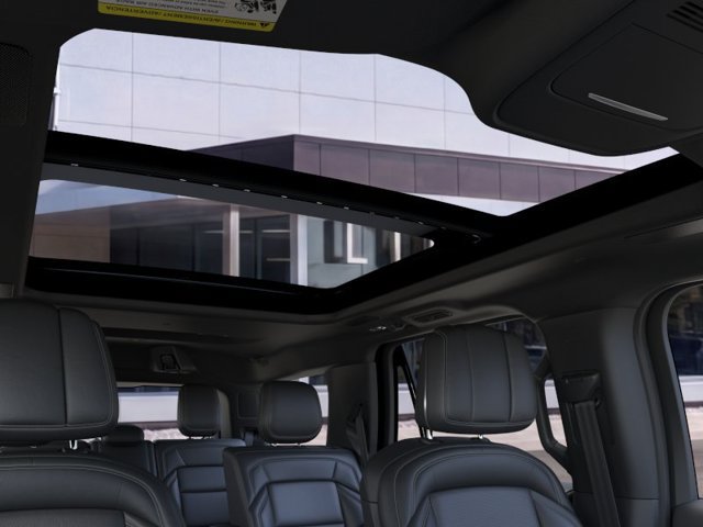 New 2026 Lincoln Navigator Reserve w/ Jet Appearance Package AWD/4WD image 22