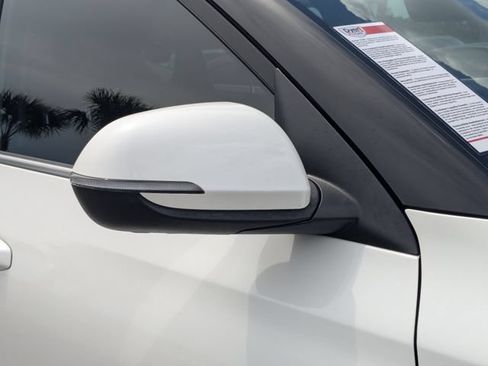 Certified 2024 Kia Seltos EX FWD image 13