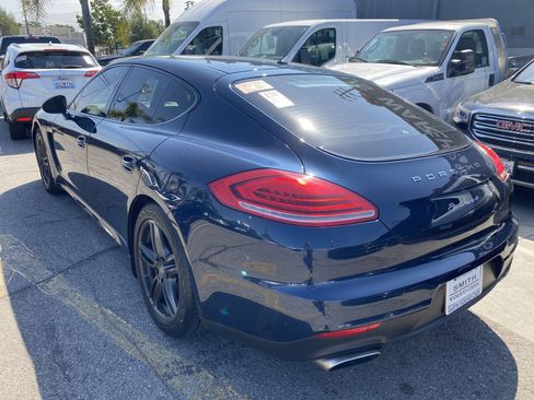 Used 2014 Porsche Panamera 4 image 10