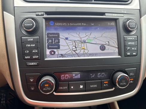 Used 2016 Nissan Altima 2.5 SL w/ 2.5 Technology Package image 15