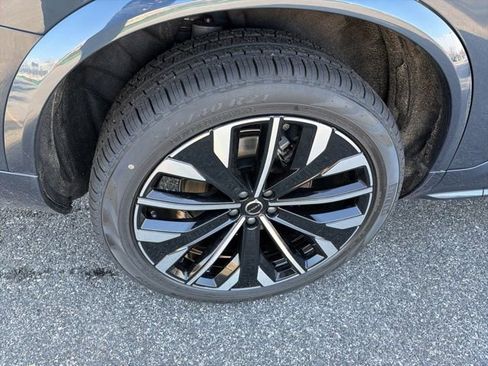 New 2026 Volvo XC90 T8 Ultra w/ Lounge Package image 8