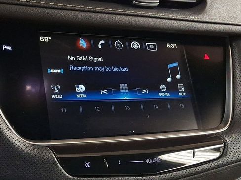 Used 2018 Cadillac XT5 AWD image 14