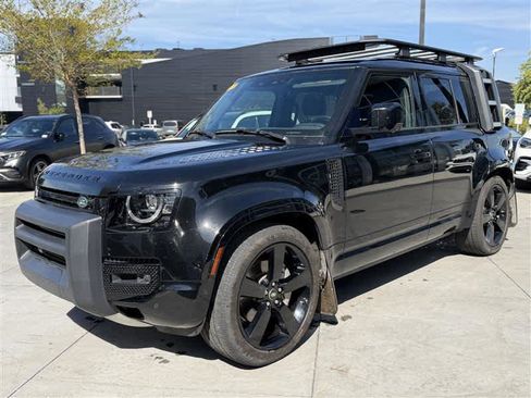 Used 2022 Land Rover Defender 110 X-Dynamic SE image 2