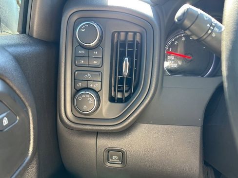 Used 2024 Chevrolet Silverado 1500 Custom Trail Boss image 27