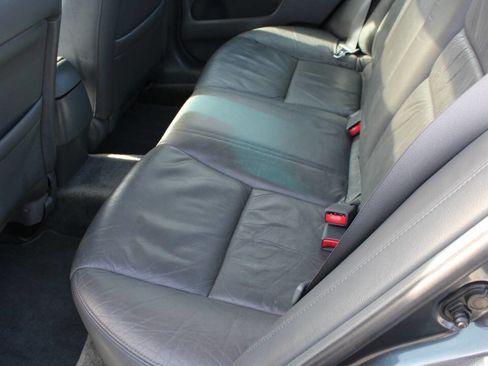 Used 2004 Honda Accord EX image 16