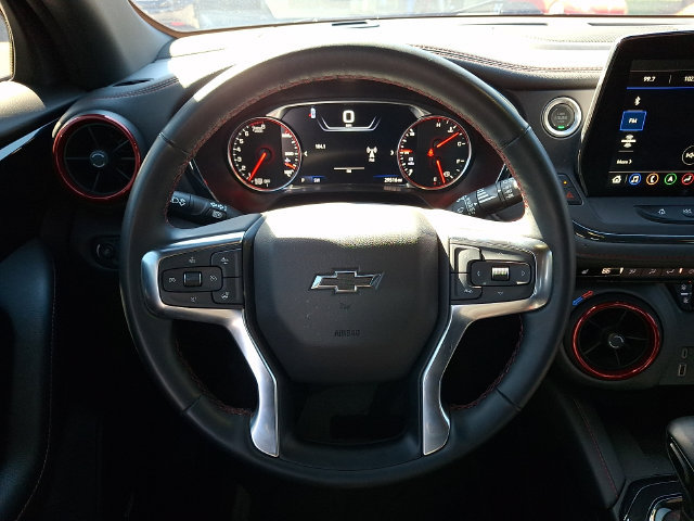 Used 2025 Chevrolet Blazer RS FWD image 19