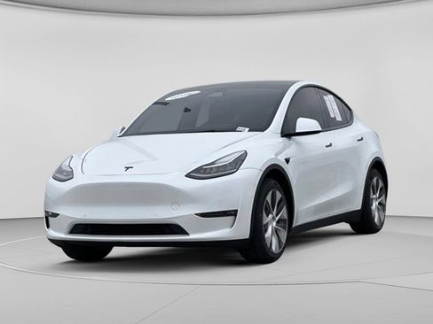 Used 2022 Tesla Model Y Long Range AWD/4WD image 4