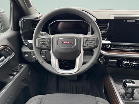 New 2026 GMC Sierra 1500 Elevation image 23