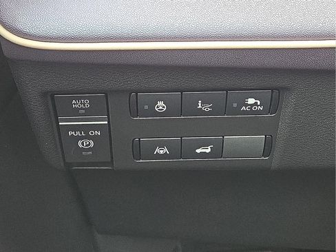 New 2026 Nissan Leaf Platinum+ image 22