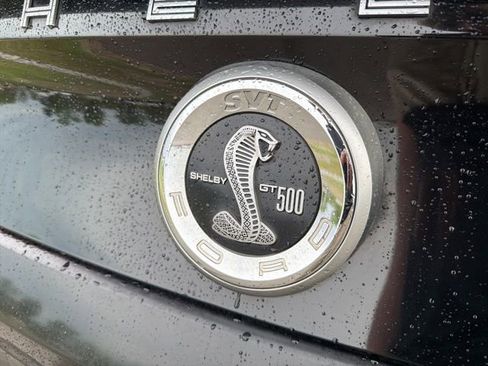 Used 2011 Ford Mustang Shelby GT500 w/ SVT Performance Pkg image 11