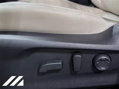 New 2025 Subaru Ascent Limited w/ Popular Package #2 image 21