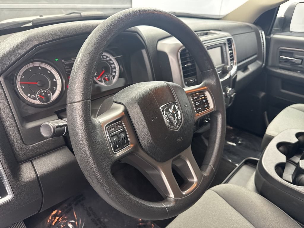 Used 2023 RAM 1500 Classic SLT AWD/4WD image 9