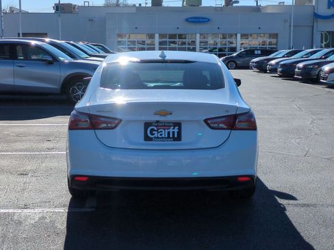 Used 2021 Chevrolet Malibu LT image 7