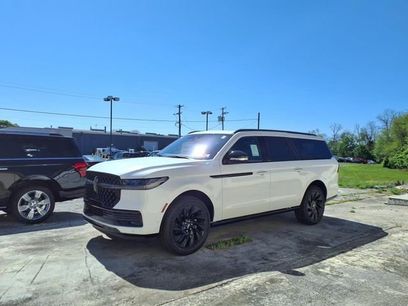 New 2025 Lincoln Navigator L Reserve w/ Jet Appearance Package