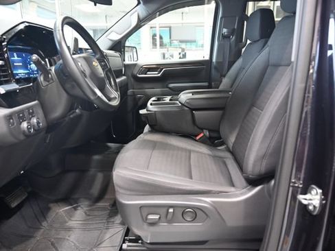 Used 2023 Chevrolet Silverado 1500 LT AWD/4WD image 10