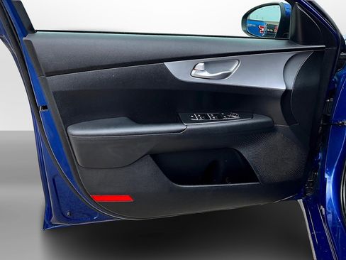 Used 2023 Kia Forte LXS image 24