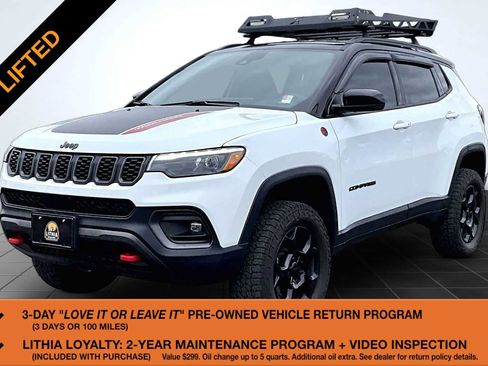 Used 2024 Jeep Compass Trailhawk w/ Trailhawk Elite Group AWD/4WD image 1