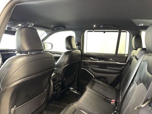 Used 2022 Jeep Grand Cherokee Trailhawk w/ Advanced Protech Group II AWD/4WD image 13