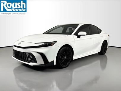 Used 2025 Toyota Camry SE
