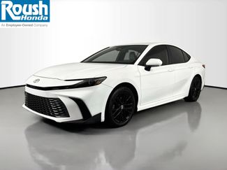 Used 2025 Toyota Camry SE AWD/4WD video 1