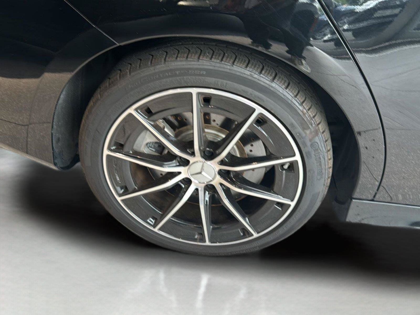 Used 2025 Mercedes-Benz CLA 35 AMG 4MATIC image 27