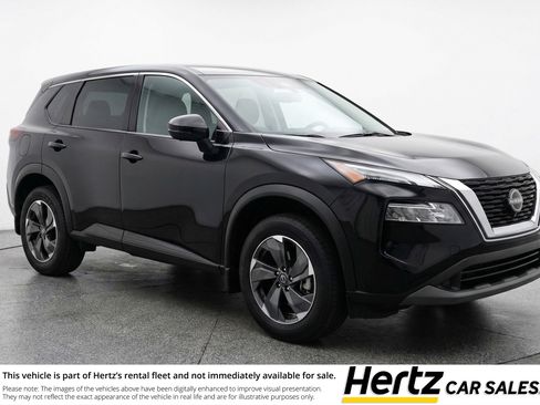 Used 2025 Nissan Rogue SV AWD/4WD image 1