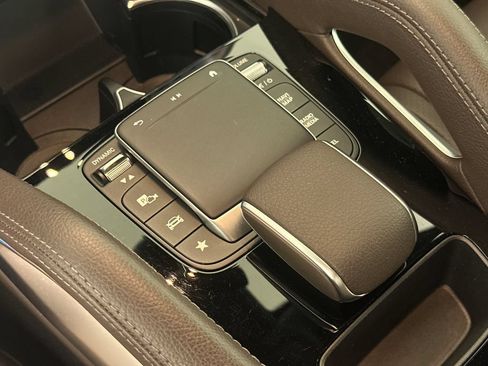 Used 2022 Mercedes-Benz GLE 350 image 33