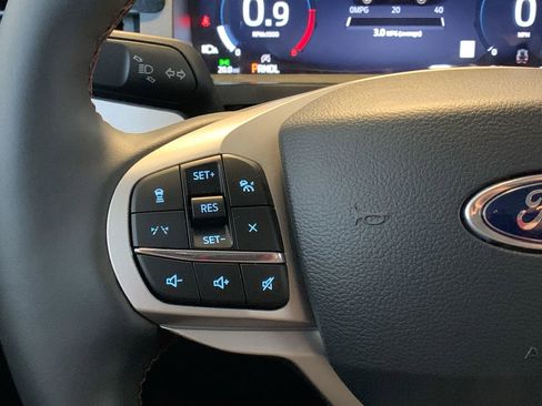 New 2026 Ford Explorer Active w/ Active Comfort Package image 31