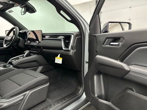New 2026 GMC Canyon Elevation w/ Convenience Package image 30