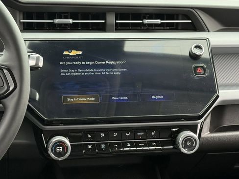 New 2027 Chevrolet Bolt LT w/ Comfort Package FWD image 15