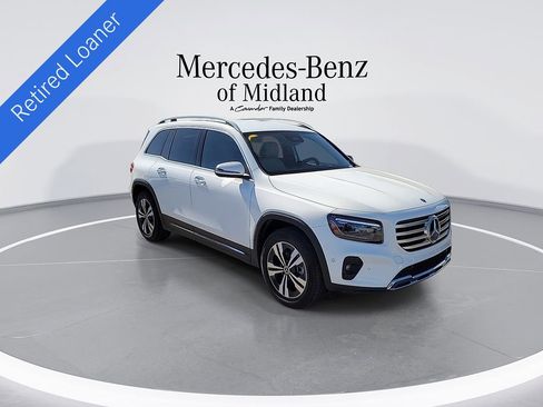 New 2025 Mercedes-Benz GLB 250 image 2
