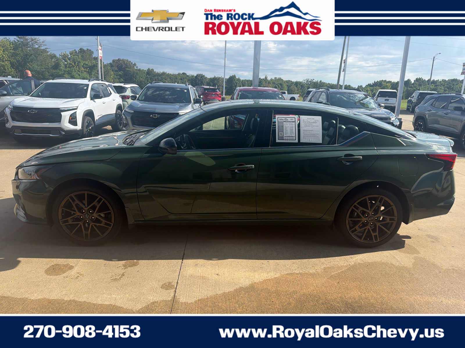 Used 2025 Nissan Altima 2.5 SR AWD/4WD image 2