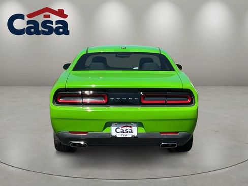 Used 2017 Dodge Challenger SXT RWD image 5