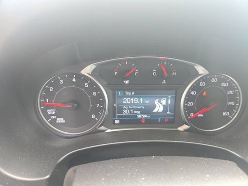 Used 2024 GMC Terrain SLE AWD/4WD image 4