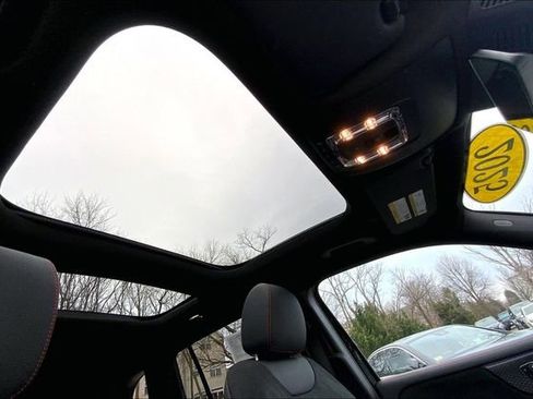 Used 2026 Mercedes-Benz GLB 250 4MATIC image 11