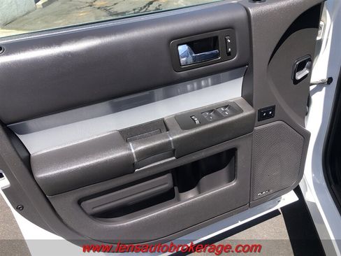 Used 2015 Ford Flex SEL w/ Equipment Group 202A FWD image 9