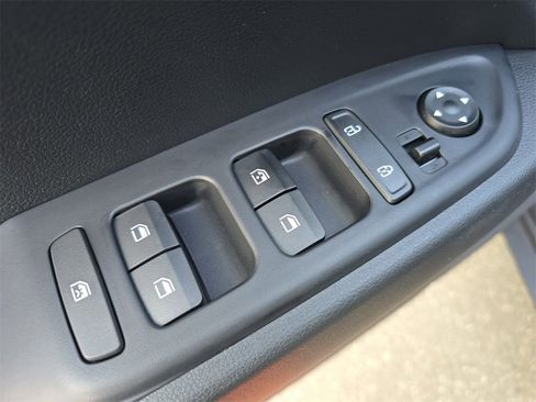 New 2026 Hyundai Venue SEL image 26