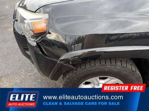 Used 2018 Toyota 4Runner SR5 Premium image 12