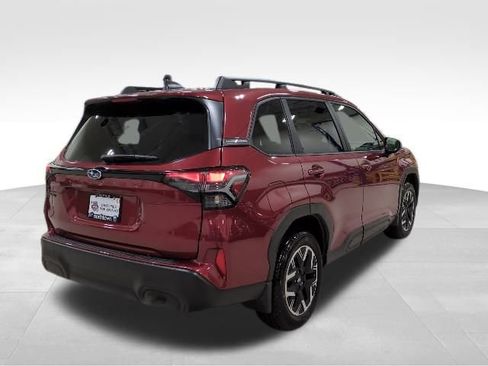 Certified 2025 Subaru Forester Premium image 15