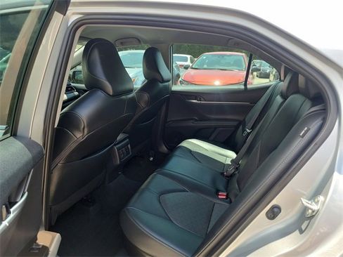 Used 2024 Toyota Camry XSE image 8