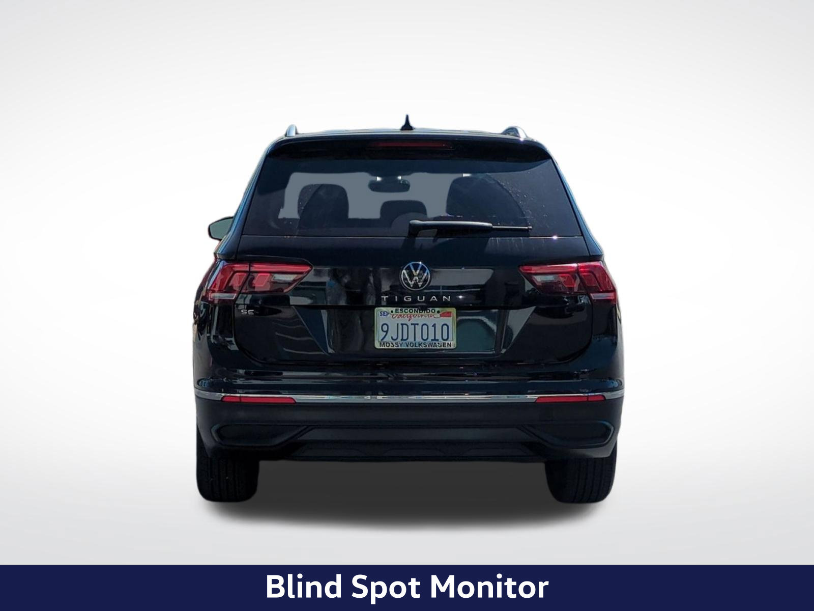 Used 2023 Volkswagen Tiguan SE FWD image 8