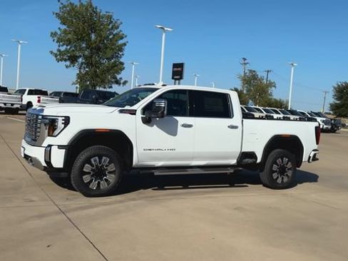 New 2026 GMC Sierra 3500 Denali w/ Denali Reserve Package AWD/4WD image 5