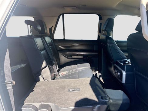 Used 2023 Ford Expedition Max XLT image 29