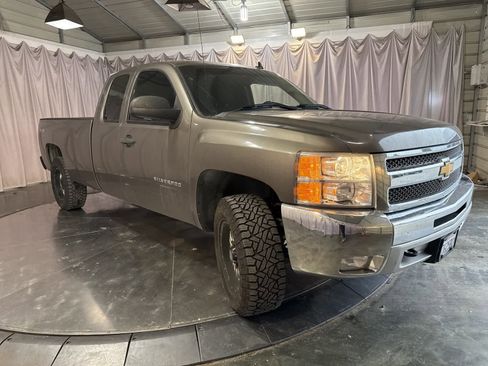 Used 2013 Chevrolet Silverado 1500 LT image 3