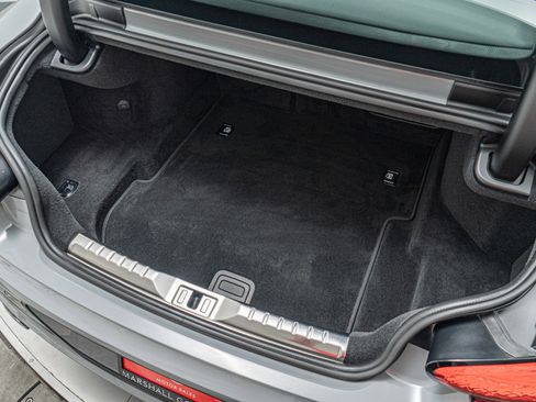 Used 2024 Bentley Continental GT V8 image 19