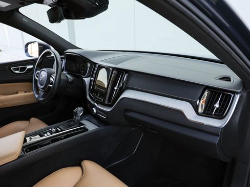 Used 2018 Volvo XC60 T6 Inscription w/ Advanced Package AWD/4WD image 19
